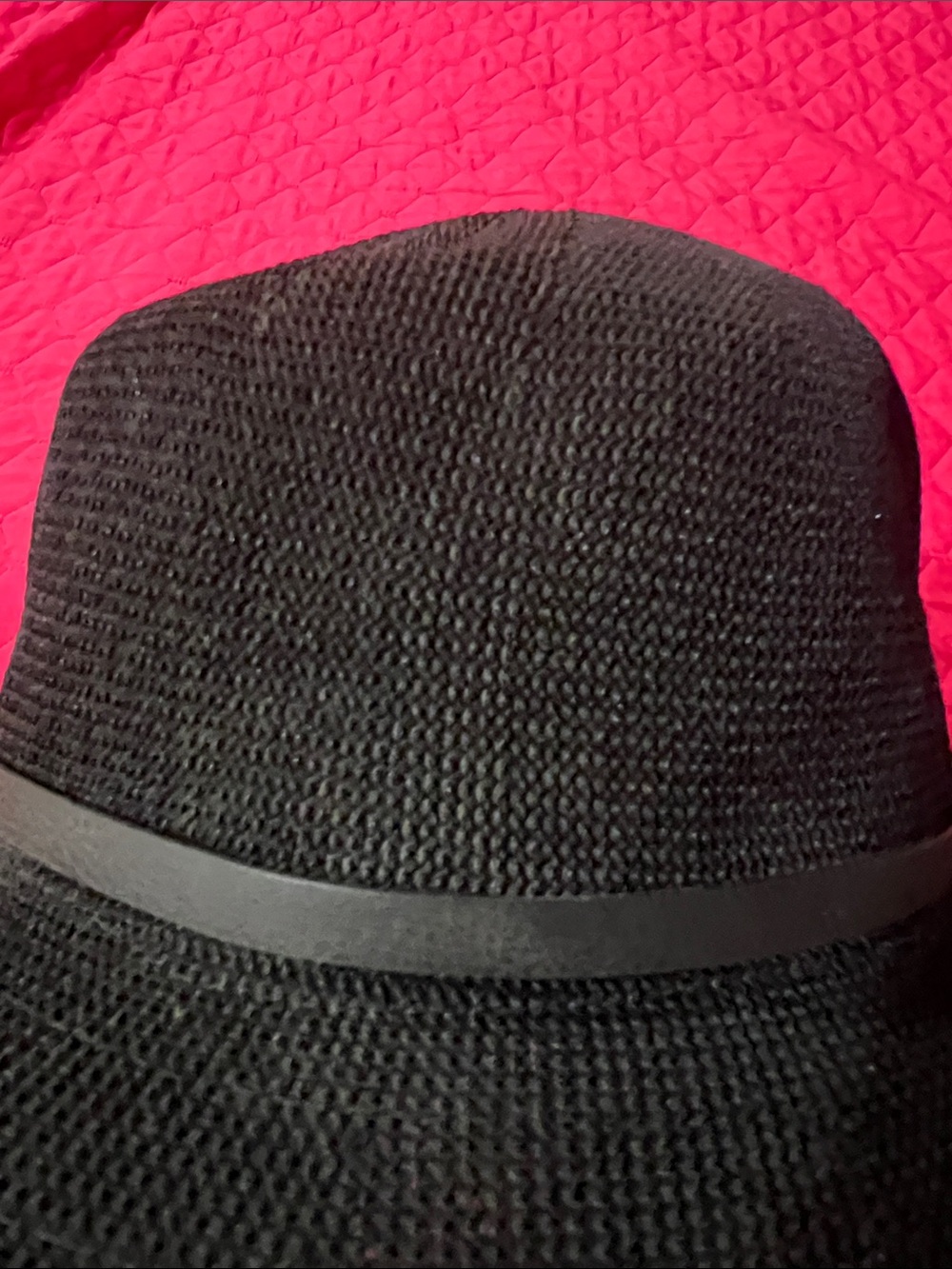Women's Black Wide-Brim Straw Sun Hat with Slim Band - Picture 5 of 8